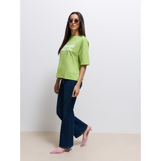 Mohito - Jeansy flare push up - granatowy ze sklepu Mohito w kategorii Jeansy damskie - zdjęcie 185826564