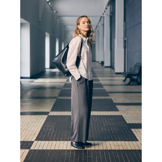 Reserved - Torebka na ramię - czarny ze sklepu Reserved w kategorii Listonoszki - zdjęcie 185826861