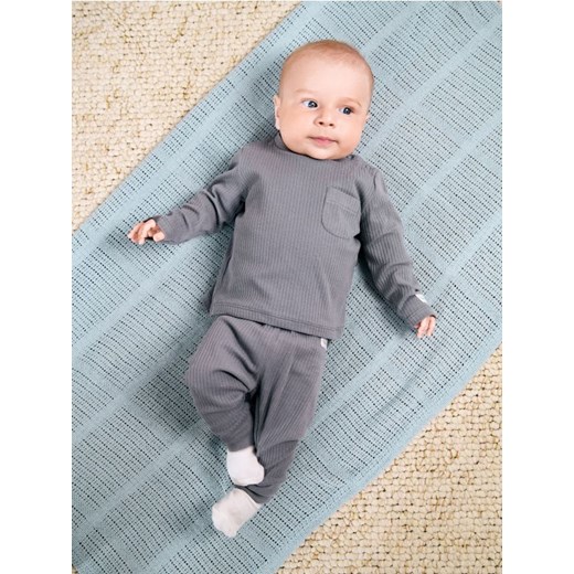 Sinsay - Komplet z prążkowanej dzianiny - szary - id: WI495-85X - marki Sinsay - 185828261 Sinsay - Komplet z prążkowanej dzianiny - szary ze sklepu Sinsay w kategorii Komplety niemowlęce - zdjęcie 185828261