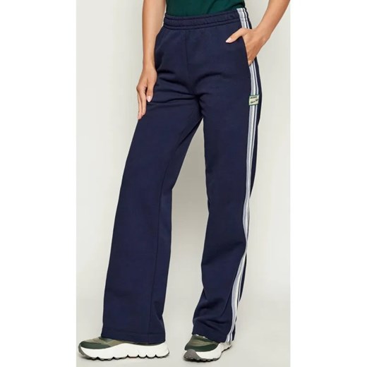 Lacoste Spodnie dresowe | Regular Fit ze sklepu Gomez Fashion Store w kategorii Spodnie damskie - zdjęcie 185831681