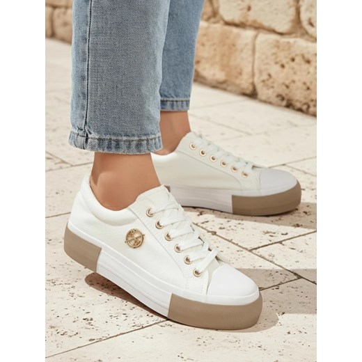 Białe sneakersy damskie Aurelio Canvas ze sklepu royalfashion.pl w kategorii Trampki damskie - zdjęcie 185838540