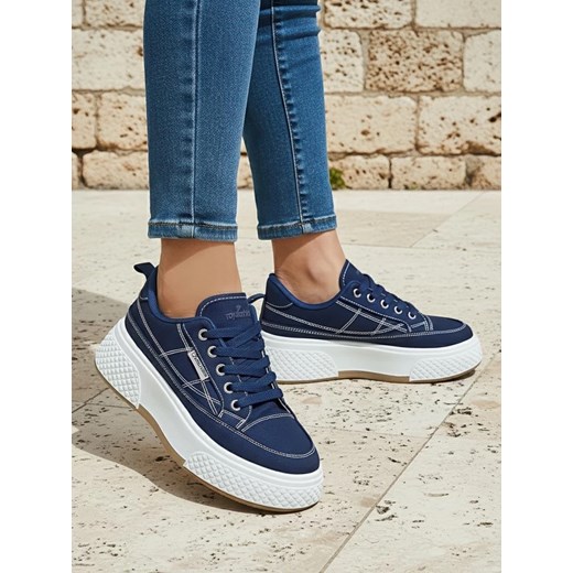 Damskie sneakersy Callista na platformie granatowe tkanina wiosna-lato ze sklepu royalfashion.pl w kategorii Trampki damskie - zdjęcie 185838640
