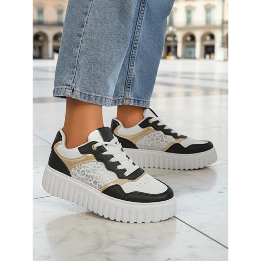 Damskie sneakersy Royalfashion Callista platforma czarne skóra eko rozmiar 40 ze sklepu royalfashion.pl w kategorii Buty sportowe damskie - zdjęcie 185844920