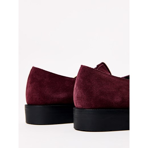 Mohito - Skórzane buty na płaskiej podeszwie - kasztanowy Mohito 40 Mohito