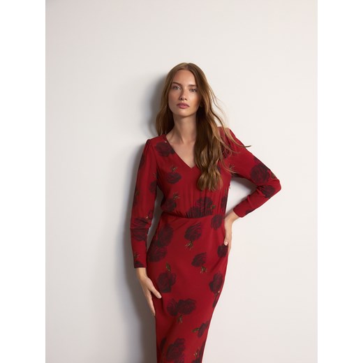 Reserved - Sukienka w kwiatowy wzór - czerwony Reserved XS Reserved