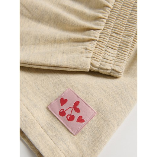 Reserved - Dzianinowa spódnica z wiskozą - kremowy Reserved 92 (1 Reserved