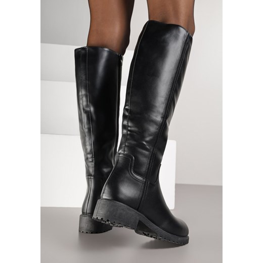 Czarne Minimalistyczne Kozaki Vices z Imitacji Skóry z Dopasowaną Cholewką 41 born2be.pl