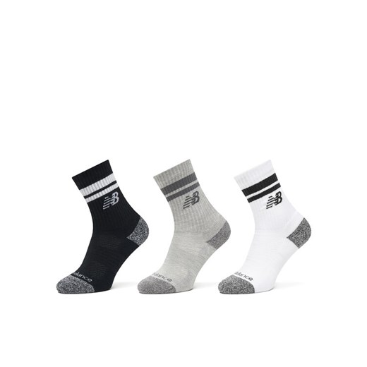 Zestaw 3 par wysokich skarpet unisex New Balance Active Lifestyle Striped Crew LAS35210AS Kolorowy ze sklepu eobuwie.pl w kategorii Skarpetki męskie - zdjęcie 185859724