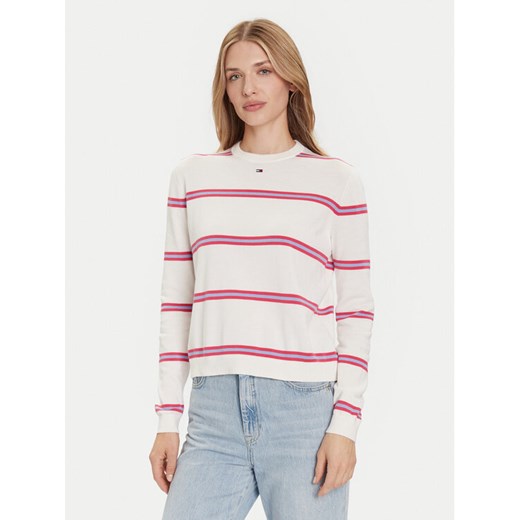Tommy Jeans Sweter Essential DW0DW20159 Écru Regular Fit ze sklepu MODIVO w kategorii Swetry damskie - zdjęcie 185869420