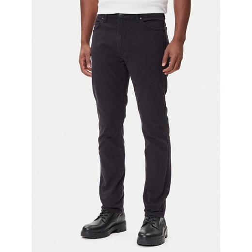 Wrangler Jeansy Larston 112371641 Czarny Tapered Fit ze sklepu MODIVO w kategorii Jeansy męskie - zdjęcie 185869472