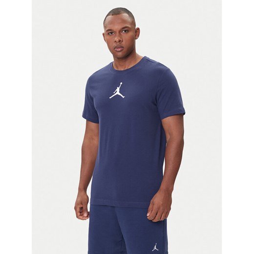 Nike T-Shirt CW5190 410 Granatowy Regular Fit ze sklepu MODIVO w kategorii T-shirty męskie - zdjęcie 185870080