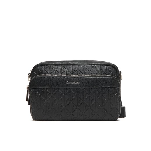 Calvin Klein Saszetka Emblem Emboss Camera Bag LV04D3203G Czarny ze sklepu MODIVO w kategorii Torby męskie - zdjęcie 185870752