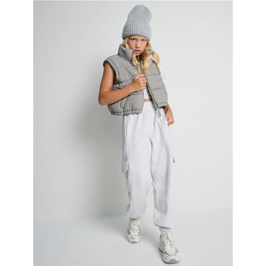 Sinsay - Spodnie jogger z bocznymi kieszeniami - szary Sinsay 158 (12-13 l) Sinsay