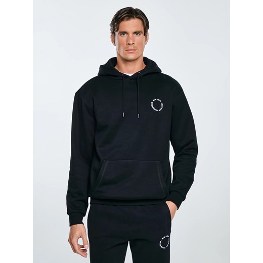 Bluza męska z kapturem czarna Ajrojer 906 ze sklepu Big Star w kategorii Bluzy męskie - zdjęcie 185883513