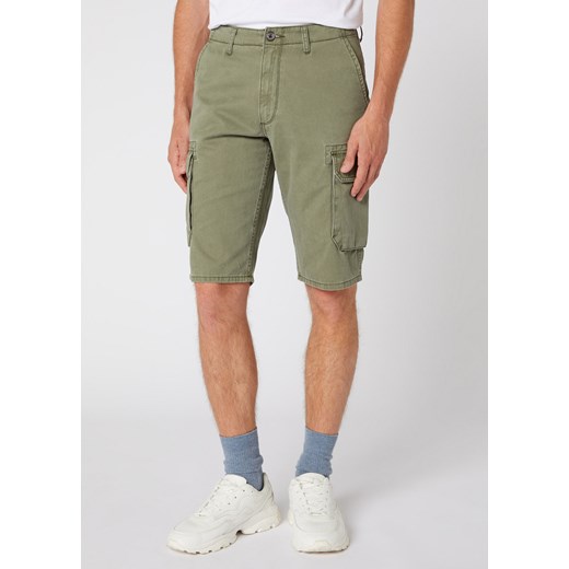 WRANGLER CARGO SHORT MĘSKIE SZORTY KRÓTKIE SPODENKI DUSTY OLIVE W15DKC275 112126786 ze sklepu YouNeedit.pl w kategorii Spodenki męskie - zdjęcie 185887170