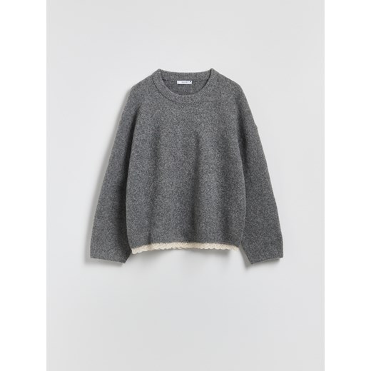 Reserved - Sweter z koronkowym wykończeniem - ciemnoszary ze sklepu Reserved w kategorii Swetry damskie - zdjęcie 185887512