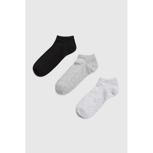 Skarpetki 3-pack ze sklepu Moodo.pl w kategorii Skarpetki damskie - zdjęcie 185889954