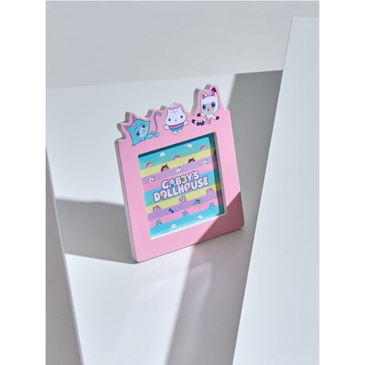 Sinsay - Ramka na zdjęcia Gabby's Dollhouse - różowy ze sklepu Sinsay w kategorii Dom - zdjęcie 185894800