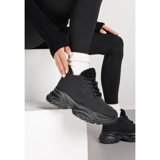Czarne Trapery Sneakersy Vices na Platformie z Tłoczeniem Nirrise ze sklepu renee.pl w kategorii Workery damskie - zdjęcie 185896210
