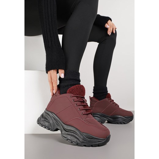 Bordowe Traperki Sneakersy Vices na Grubej Tłoczonej Platformie Typu Traperki Narrise ze sklepu born2be.pl w kategorii Workery damskie - zdjęcie 185898092