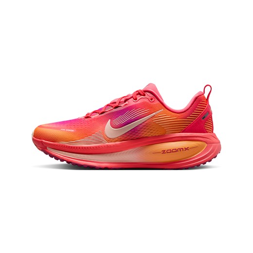 Damskie buty do biegania po asfalcie Nike Vomero 18 SE - Czerwony ze sklepu Nike poland w kategorii Buty sportowe damskie - zdjęcie 185898922