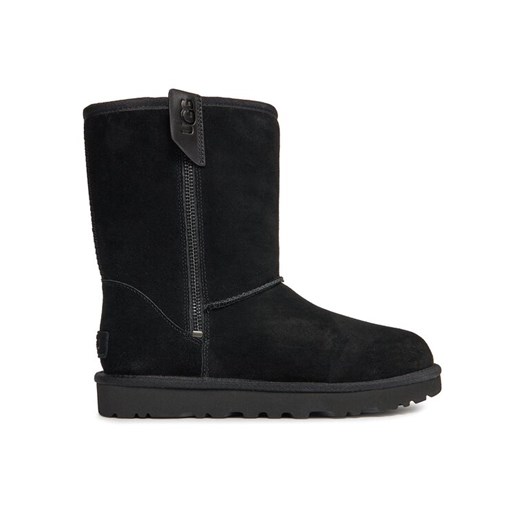Śniegowce Ugg W Classic Short Bailey Zip 1144043 Czarny ze sklepu eobuwie.pl w kategorii Śniegowce damskie - zdjęcie 185909200