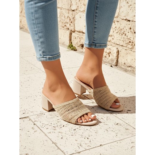Royalfashion Klapki damskie na obcasie typu słupek Sole Bloom ze sklepu royalfashion.pl w kategorii Klapki damskie - zdjęcie 185923164