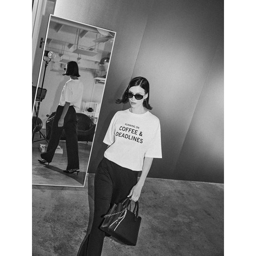 Mohito - Spodnie z szeroką nogawką - czarny ze sklepu Mohito w kategorii Spodnie damskie - zdjęcie 185925173