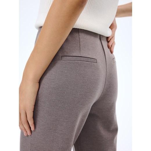 Mohito - Spodnie z szeroką nogawką - brązowy Mohito XS Mohito