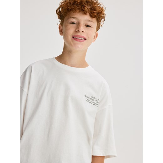 Reserved - Bawełniany t-shirt z nadrukiem - biały ze sklepu Reserved w kategorii T-shirty chłopięce - zdjęcie 185929143