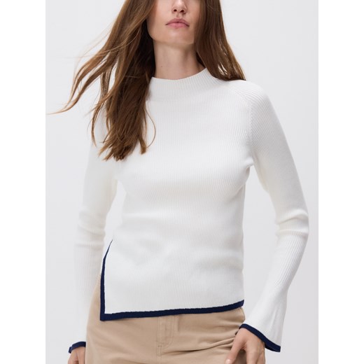 Reserved - Sweter z kontrastową lamówką - złamana biel ze sklepu Reserved w kategorii Swetry damskie - zdjęcie 185930220