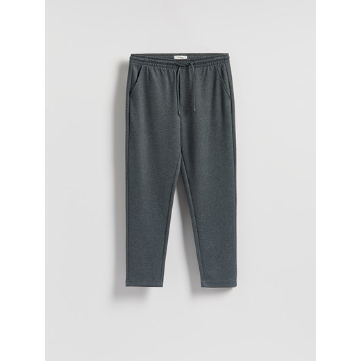 Reserved - Spodnie regular fit - granatowy Reserved M Reserved