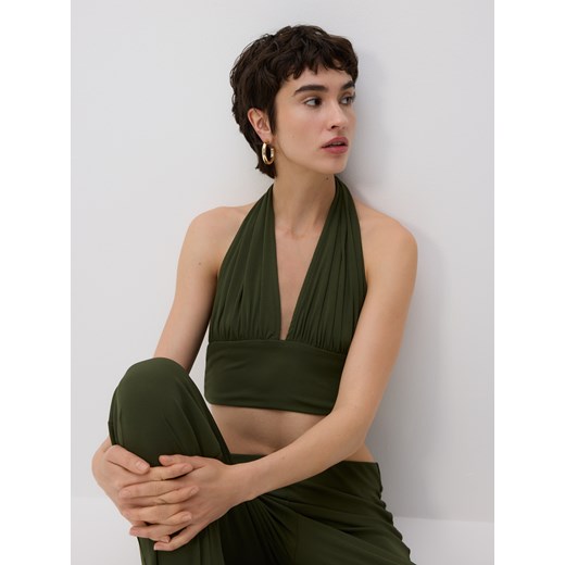 Reserved - Krótki top halter - jasny zielony ze sklepu Reserved w kategorii Bluzki damskie - zdjęcie 185934712