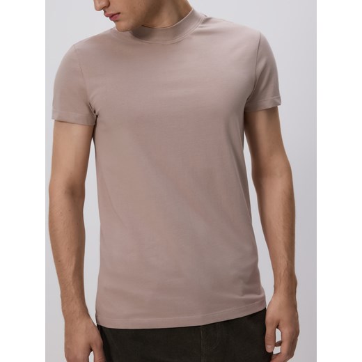 Reserved - Bawełniany t-shirt slim fit - brązowy ze sklepu Reserved w kategorii T-shirty męskie - zdjęcie 185935374