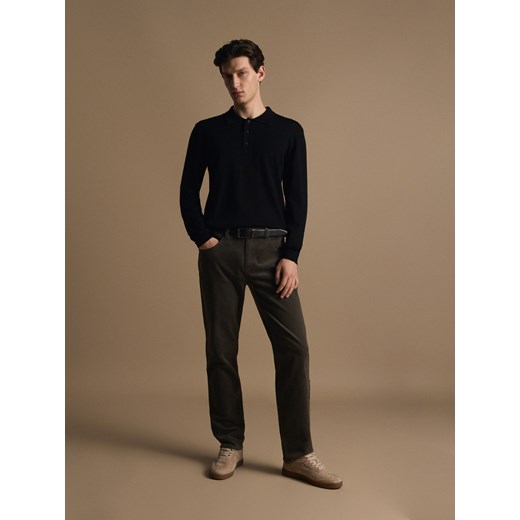 Reserved - Sweter polo z wełny merino - czarny ze sklepu Reserved w kategorii Swetry męskie - zdjęcie 185935674