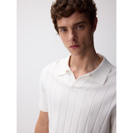 Reserved - Bawełniany sweter polo - złamana biel ze sklepu Reserved w kategorii Swetry męskie - zdjęcie 185935792