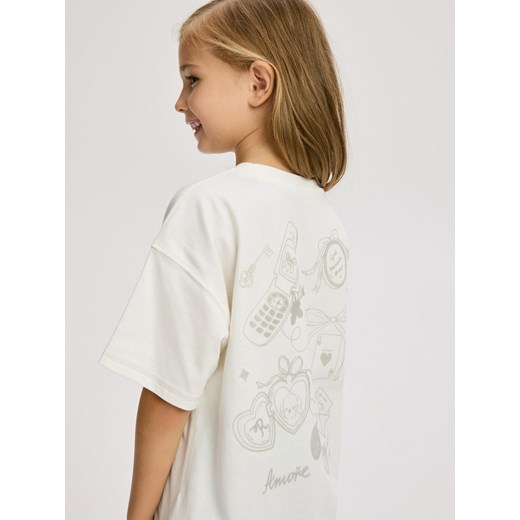 Reserved - Luźny t-shirt z nadrukiem - złamana biel Reserved 122 (6-7 lat) Reserved
