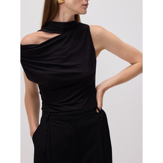Reserved - Drapowany top z wiskozą - czarny ze sklepu Reserved w kategorii Bluzki damskie - zdjęcie 185938710