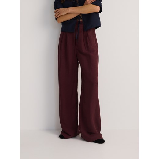 Reserved - Szerokie spodnie z lnem - ciemnobrązowy ze sklepu Reserved w kategorii Spodnie damskie - zdjęcie 185940330