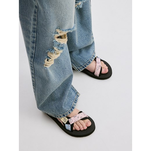 Reserved - Lekkie sandały na rzep - wielobarwny ze sklepu Reserved w kategorii Sandały dziecięce - zdjęcie 185942004