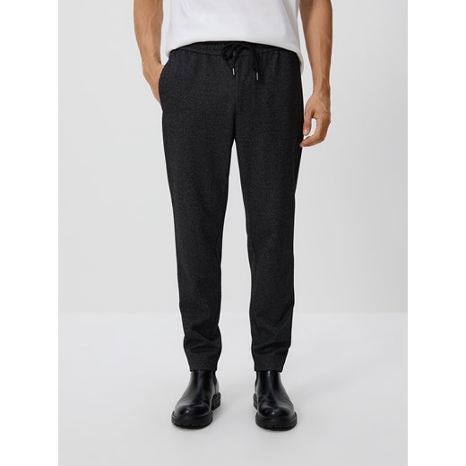 Reserved - Spodnie regular z wiązaniem - jasnoszary ze sklepu Reserved w kategorii Spodnie męskie - zdjęcie 185942064