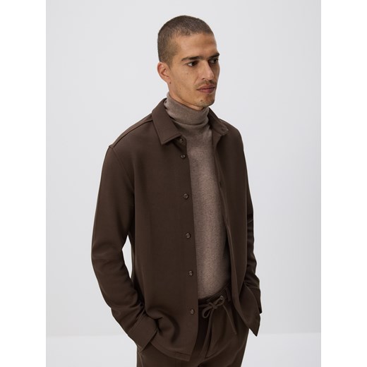Reserved - Gładka koszula slim fit - brązowy ze sklepu Reserved w kategorii Koszule męskie - zdjęcie 185944930