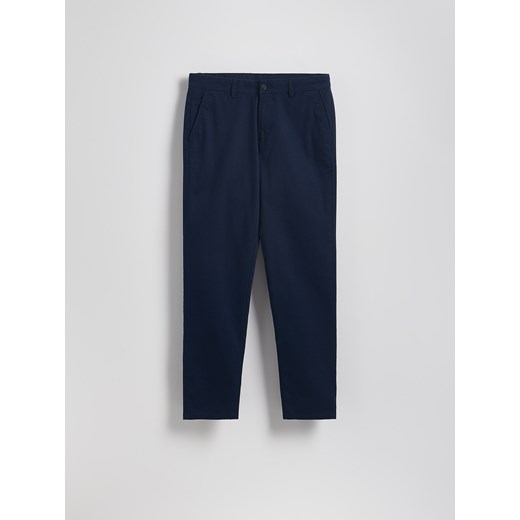 Reserved - Bawełniane spodnie chino slim - granatowy Reserved 31 okazyjna cena Reserved