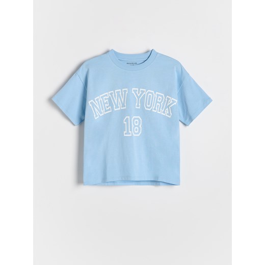 Reserved - Krótki t-shirt z nadrukiem - jasnoniebieski ze sklepu Reserved w kategorii Bluzki dziewczęce - zdjęcie 185945980