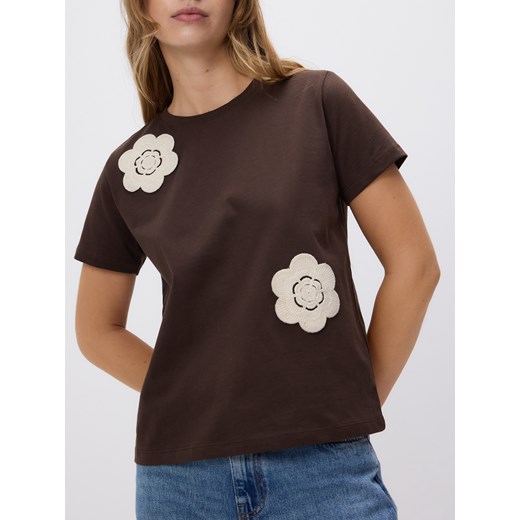 Reserved - T-shirt z szydełkowaną aplikacją - brązowy ze sklepu Reserved w kategorii Bluzki damskie - zdjęcie 185949453