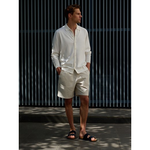 Reserved - Strukturalne szorty loose - beżowy ze sklepu Reserved w kategorii Spodenki męskie - zdjęcie 185951083