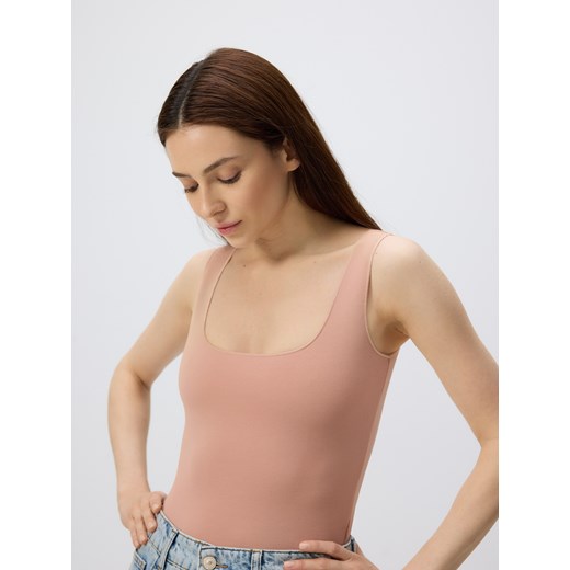 Reserved - Body na ramiączkach - kremowy ze sklepu Reserved w kategorii Body damskie - zdjęcie 185951241