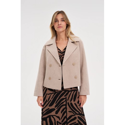 Krótki beżowy płaszcz ze sklepu Moodo.pl w kategorii Kurtki damskie - zdjęcie 185952001