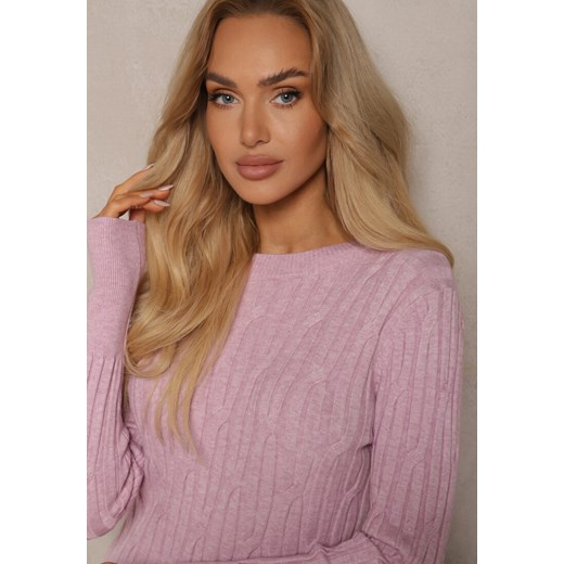 Jasnoróżowy Sweter z Wiskozą i Ozdobnym Splotem Saviana Renee ONE SIZE promocyjna cena renee.pl