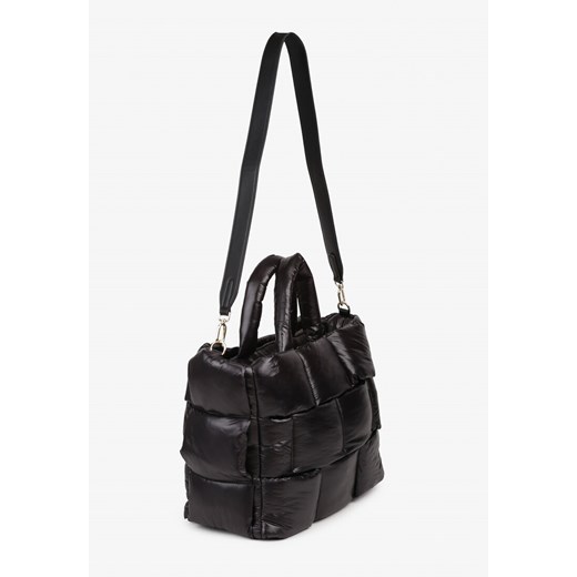 Czarna Torebka Typu Shopper Ozdobiona Wypukłym Pikowaniem Vamiste Renee uniwersalny renee.pl